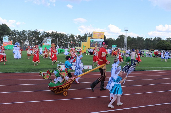 Сегодня в посёлке Ростовка состоялось долгожданное открытие спортивно-культурного праздника «Королева спорта»_12